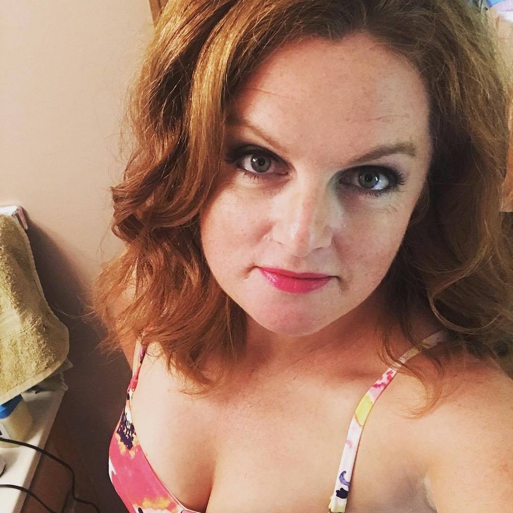 Meet your Posher, Leigh